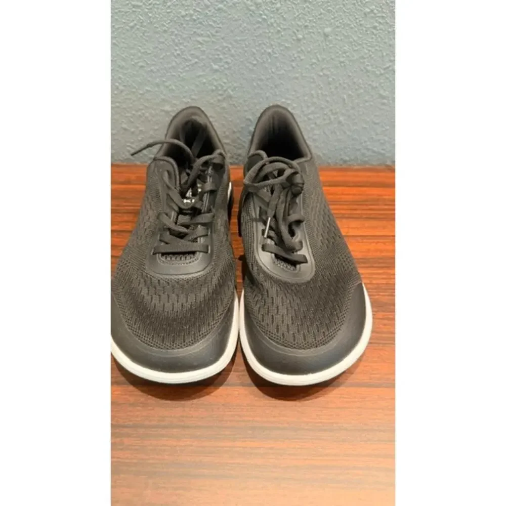 Women's HIKE Footwear Black Size 8.5